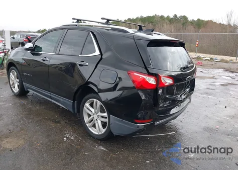 2018 Chevrolet Equinox Premier z USA, uszkodzony, nr VIN 2GNAXNEX3J6226990